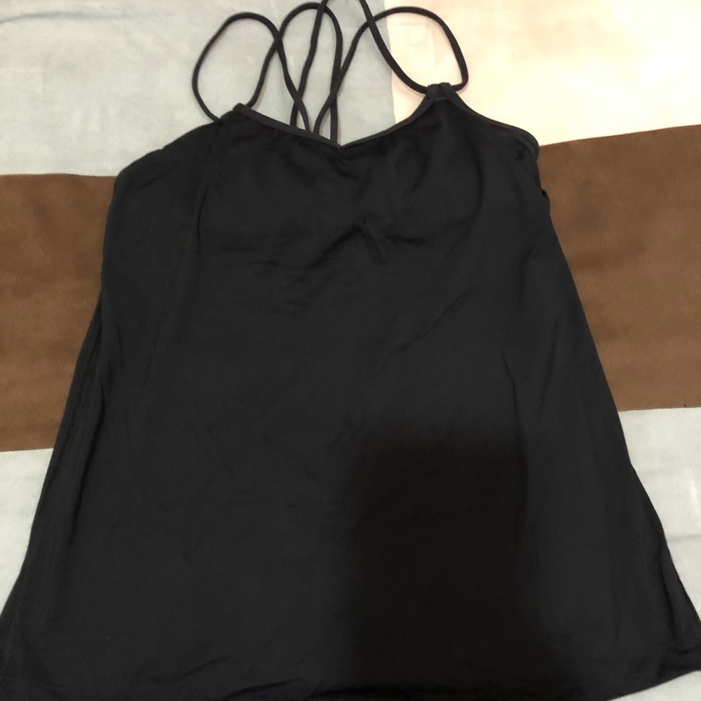 Lululemon top